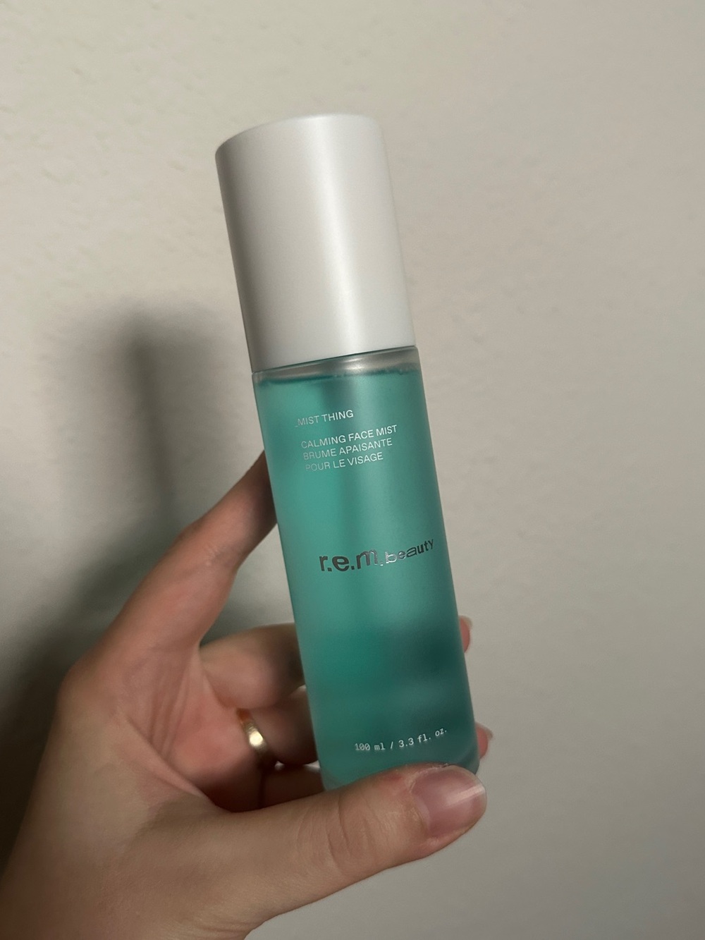 Ariana grande rem beauty mist thing calming face mist